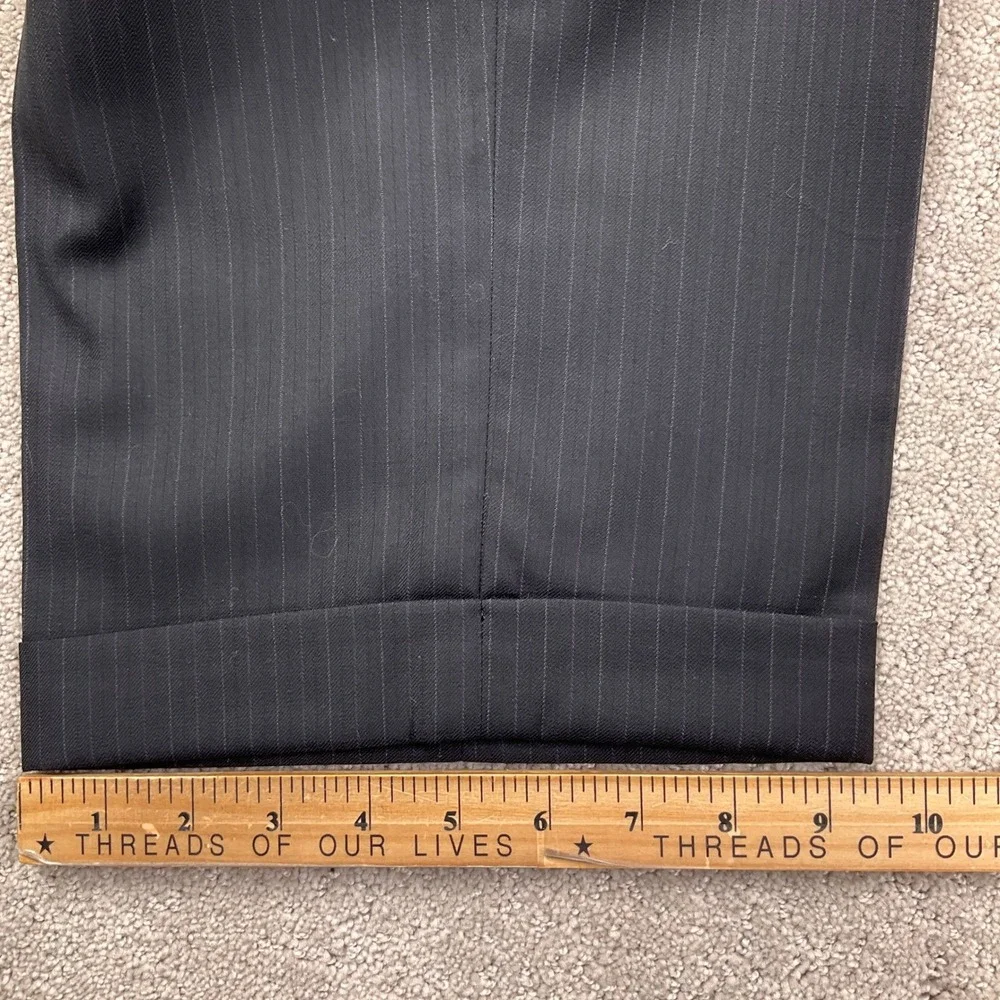 JOS A BANK Signature Suit Mens 46L 40W 29L  Black Purple Pinstripe 2 Button Wool